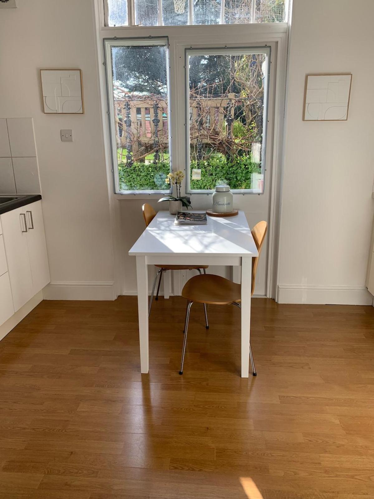 Spacious Comfortable Flat With Free Parking In East Finchley, Muswell Hill & Close To Alexandra Palace Londen Buitenkant foto
